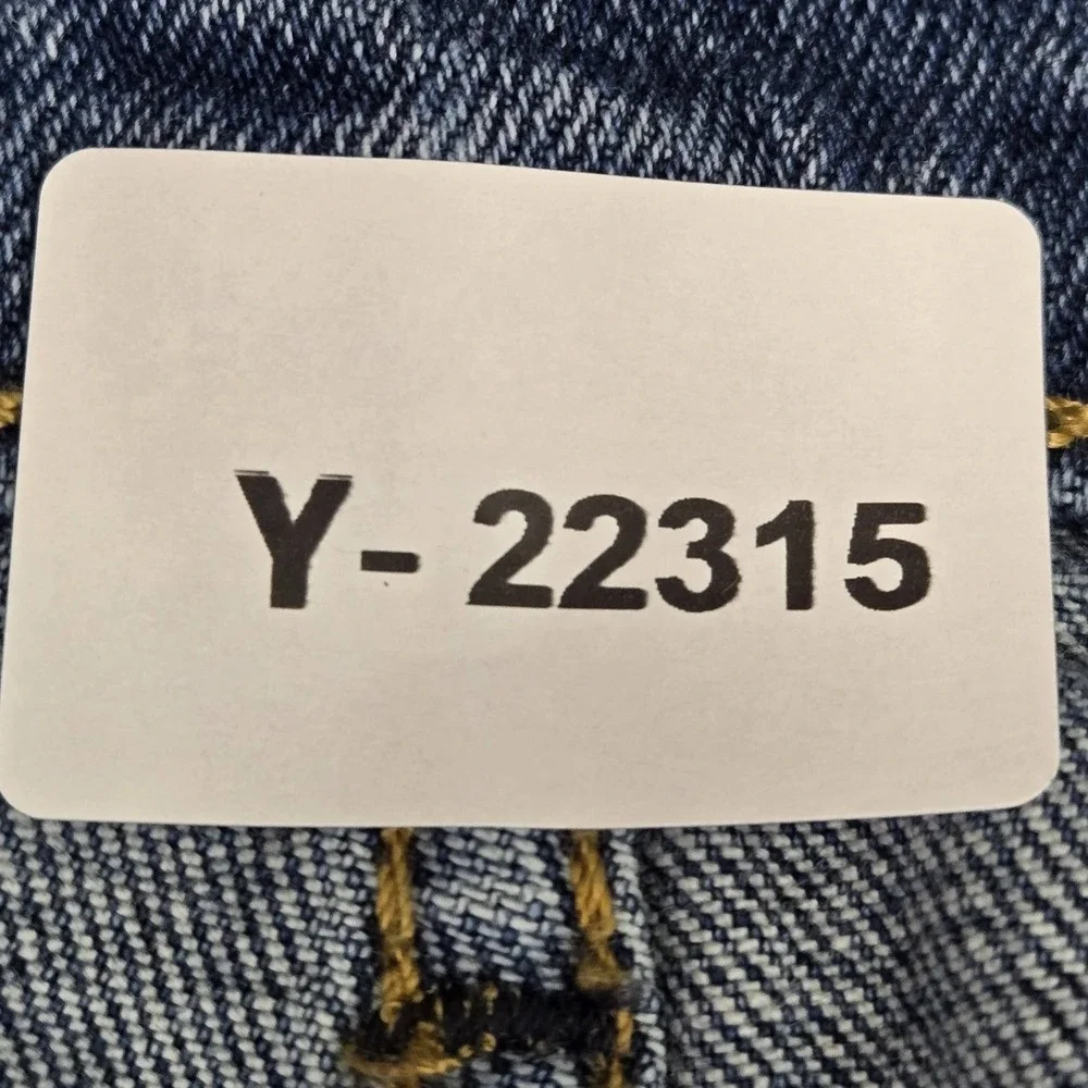Levis *please carefully